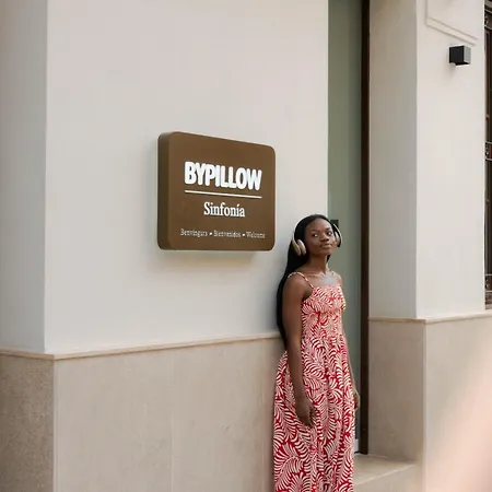 Bypillow Sinfonia בית הארחה 3*